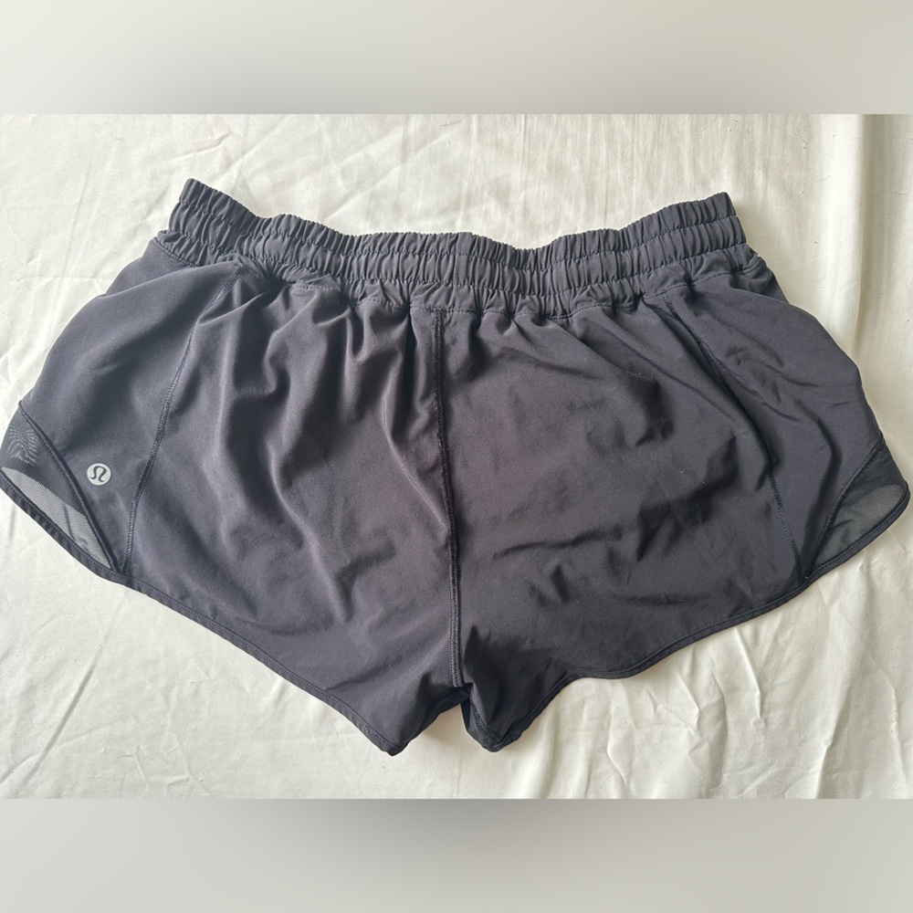 LuLuLemon 2.5’ shorts